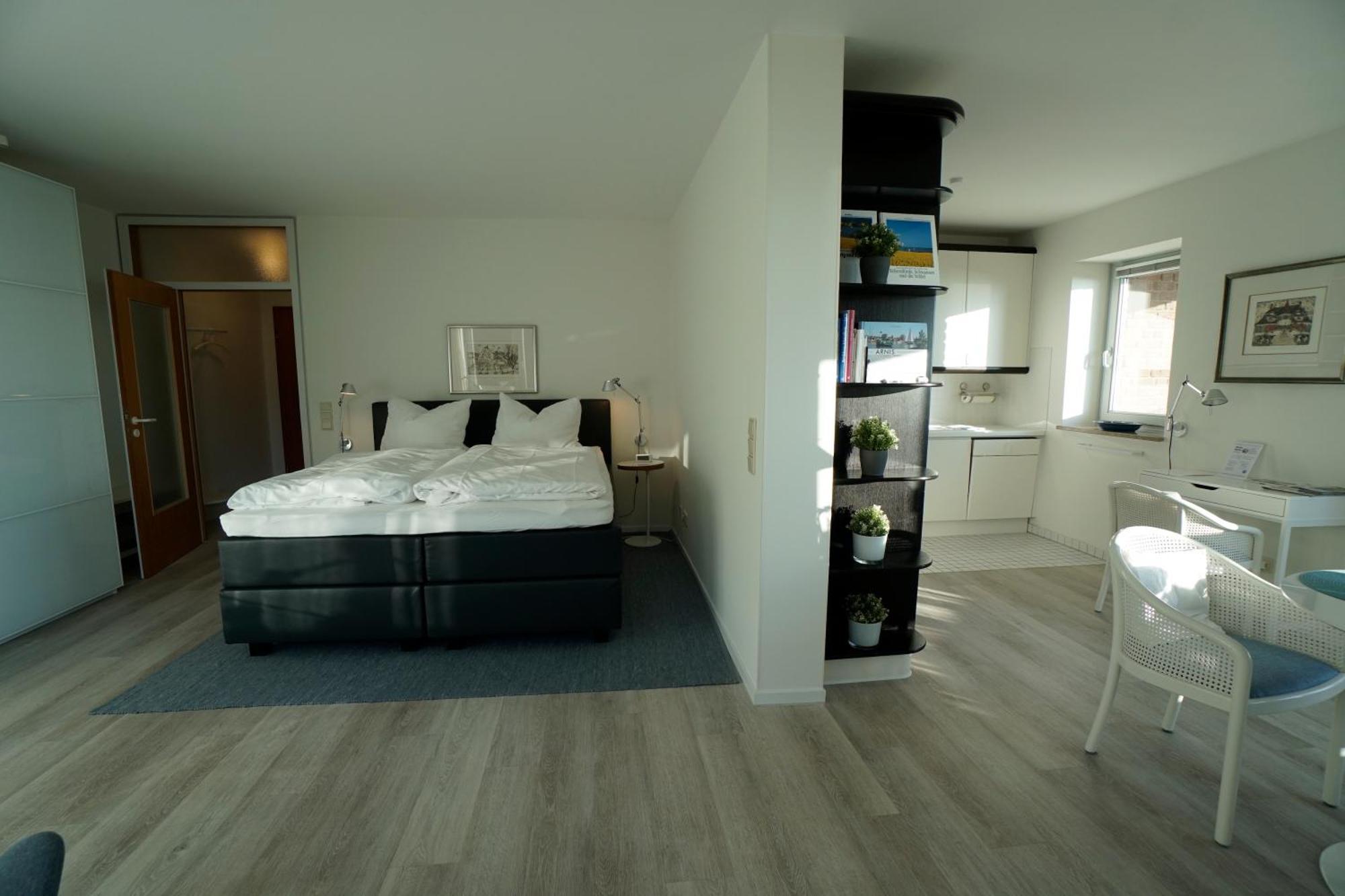 Ferienwohnung Strandhuepfer - Direkt Am Meer Eckernforde Bagian luar foto